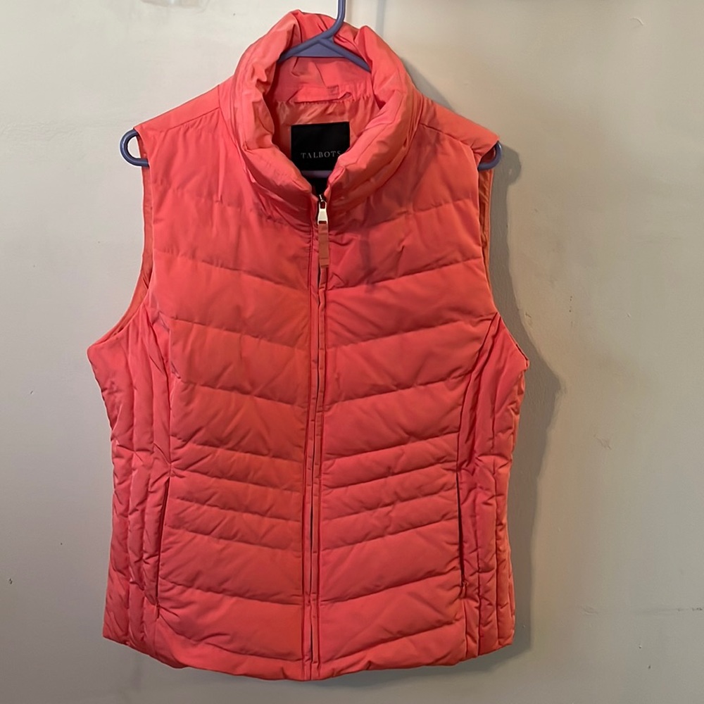 Talbots large tangerine sleeveless puffer vest.
